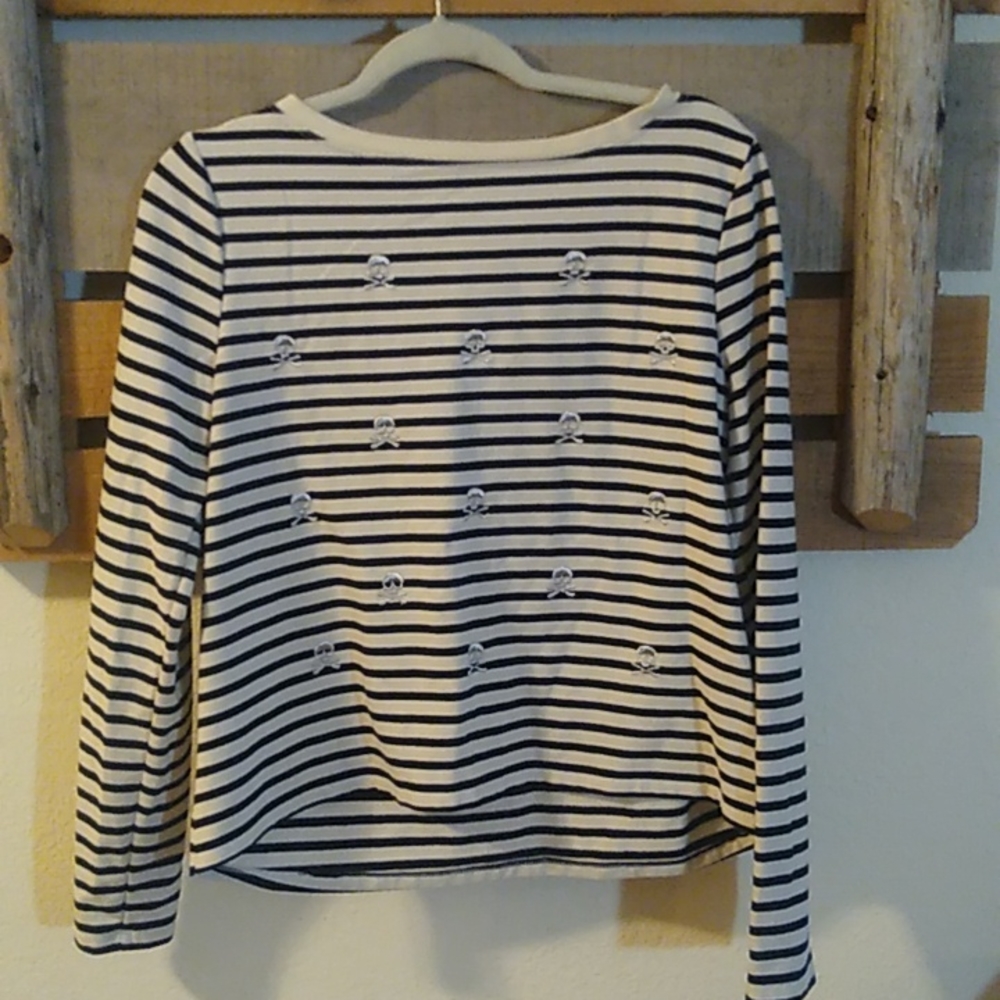 Betty Johnson performance skull stripe shirt